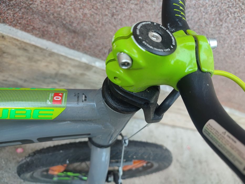 Bicicletă copii Cube  (roți 16 inch) - ca nouă / folosită de 5 ori
