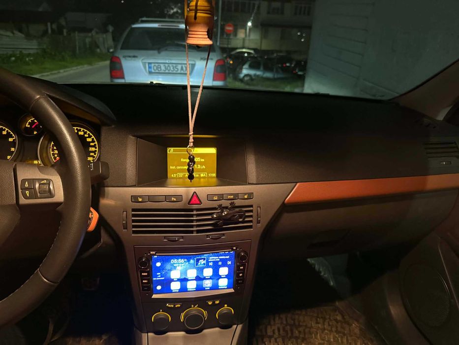 Продавам запазен