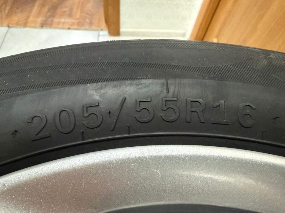 Продам диски с резиной