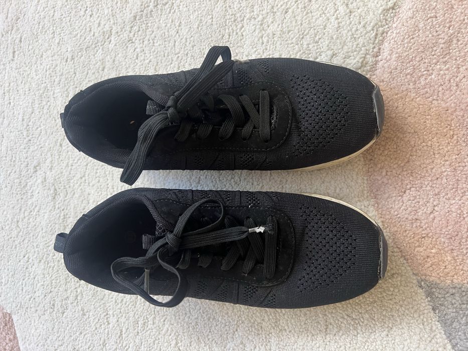 Дамски маратонки 38