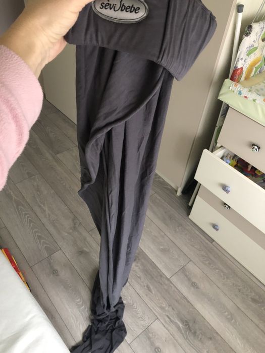 Слинг за носене на бебе до 15 кг