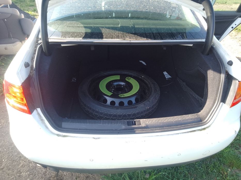 Dezmembrez Audi A4 B8 Anul 2010