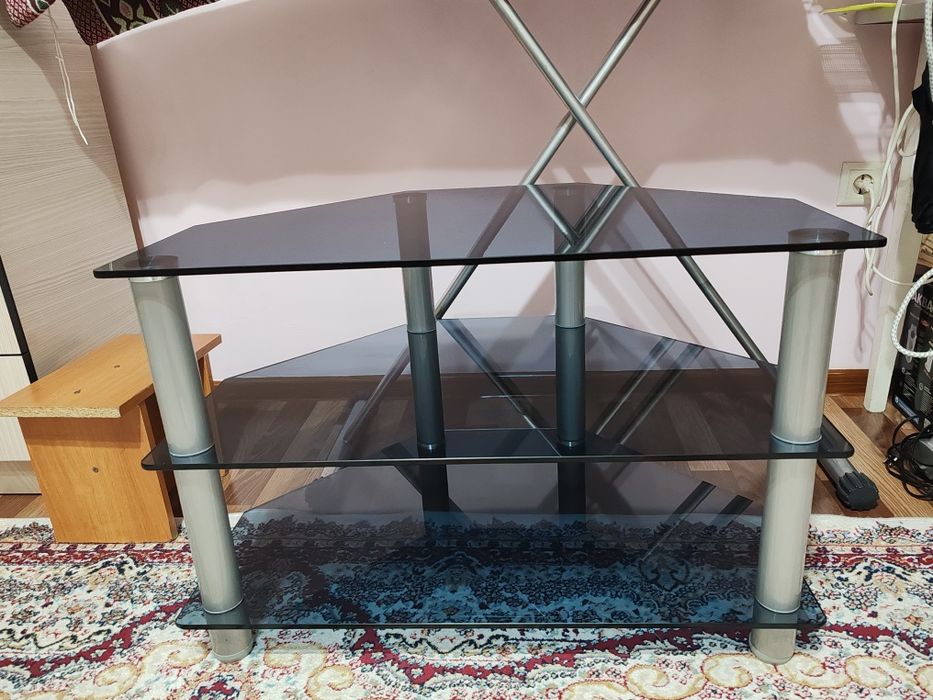 Тумбы под телевизор