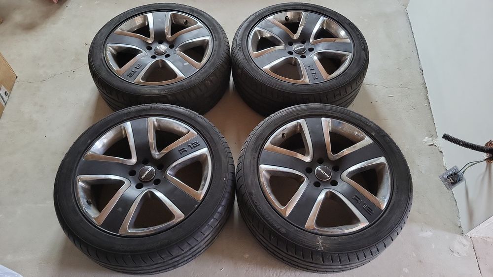Jante toyota aliaj 19' pret 1800 ron sau schimb cu jante pe 17