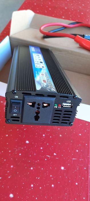 Invertor 2000 W, 1000 W real , și controler solar 100A