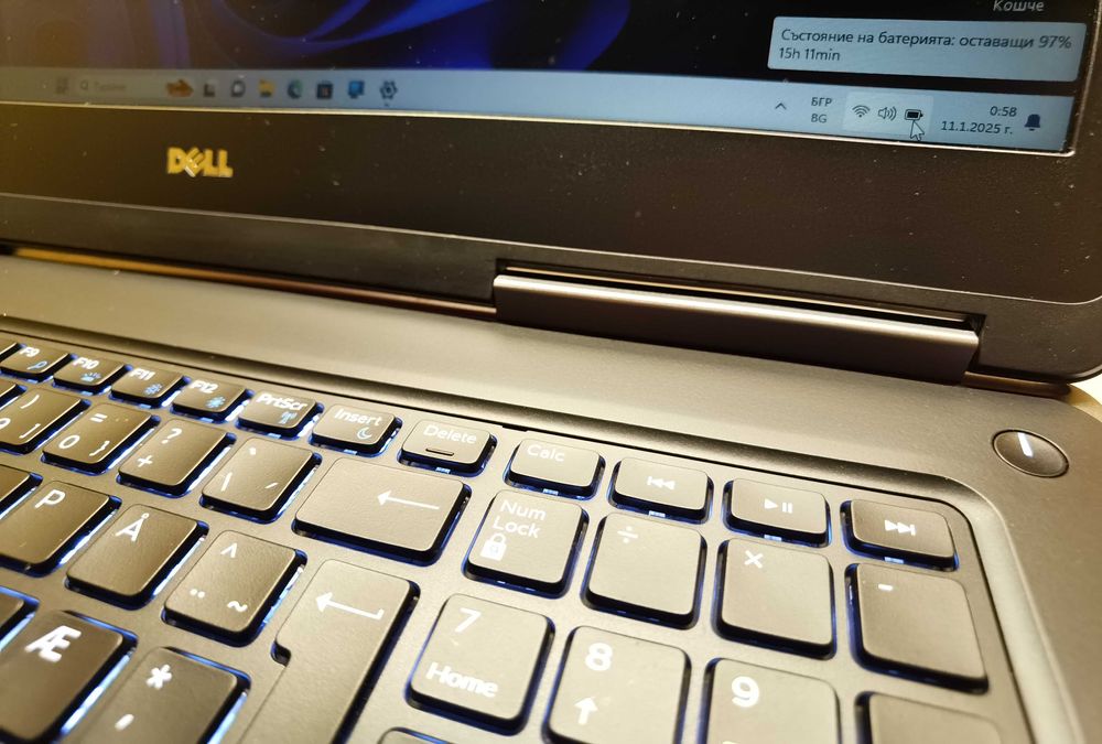 Лаптоп Dell Precision 7720 (17.3") + Подарък чанта