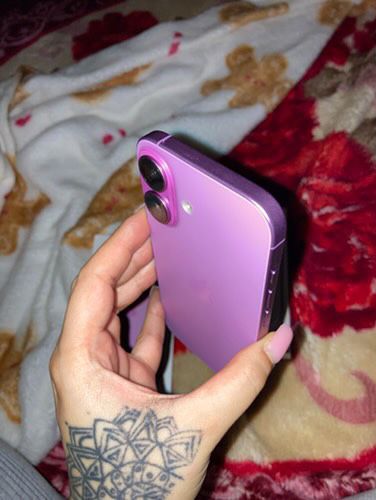 iPhone 16 Roz , 128 GB.