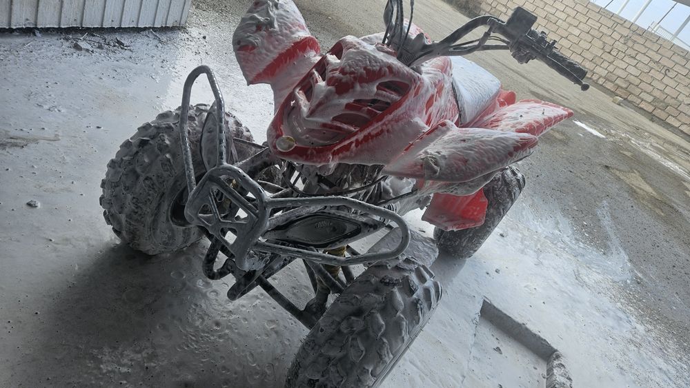 Квадроцикл бензин.