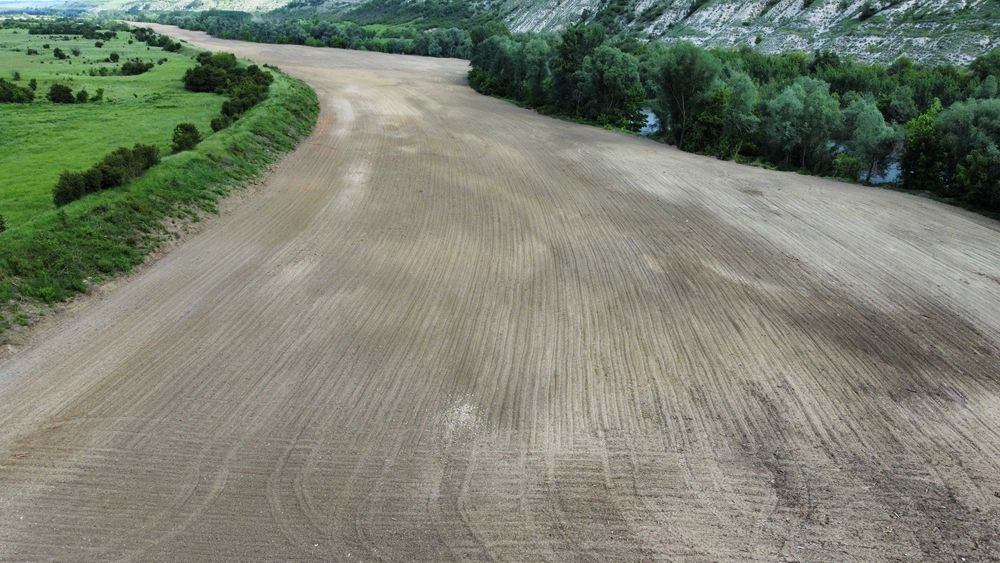 Продава се Земеделски имот в с. Долна Студена, Област Русе -  кв.м за 1687 €/дка - Снимка #1