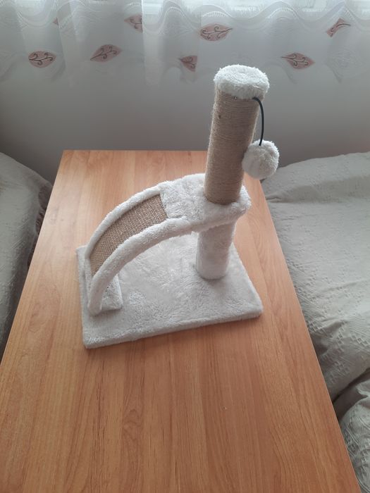 Играчка за котки