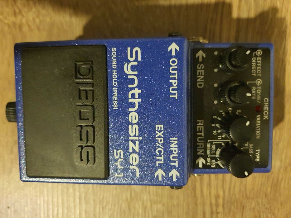 Lot Echipamente Muzicale Profesionale / Pedale Chitara / Orga / Microfoane – Stare Impecabila (Boss, Line 6, DigiTech, Ibanez, Roland
