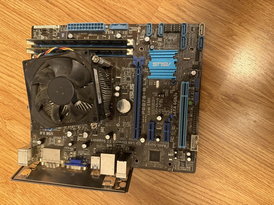 Продам комплект Asus p8875 lga1155