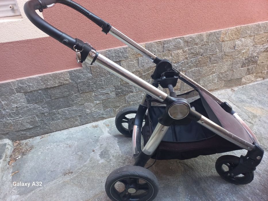 Бебешка количка  mamas and papas