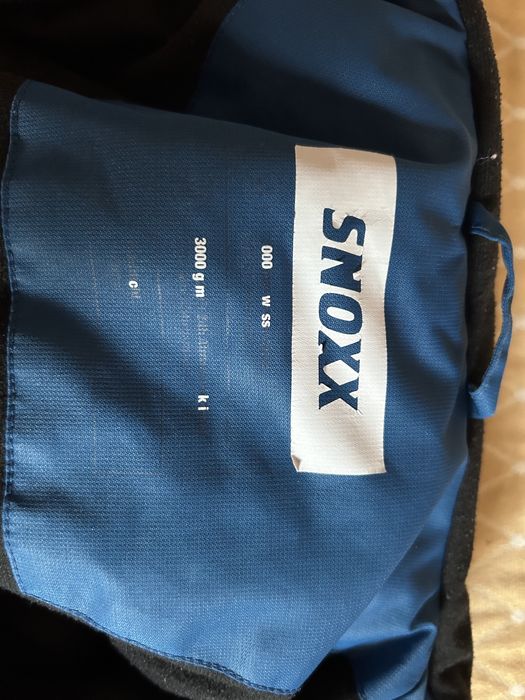 Haina schi  marca Snoxx - copii 9-13 ani - noua