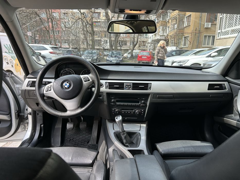 BMW 320 i в много добро състояние