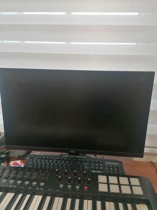 Монитор AOC 27" 165hz с говорители