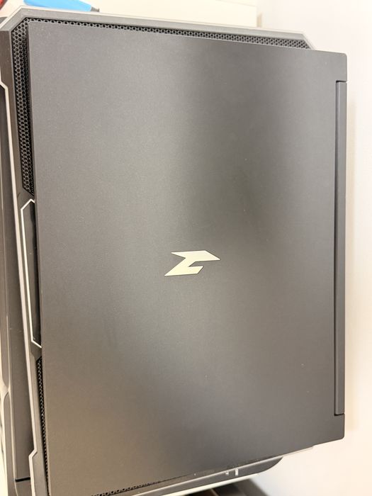 Vand laptop acer nitro V16