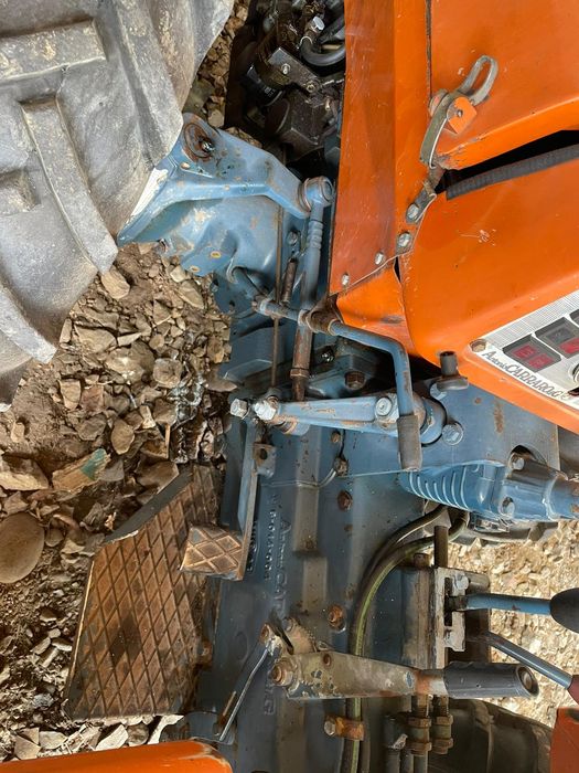 Tractoras Antonio Carraro di G