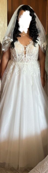 Продавам Сватбена Рокля