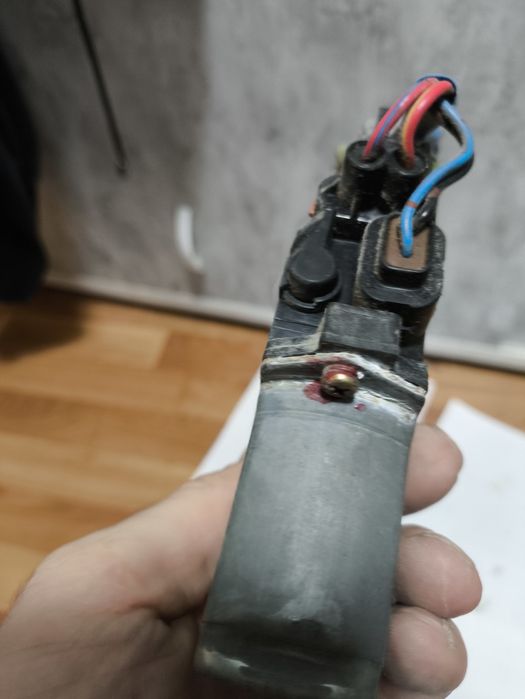 Honda CR-V RD1 правый стеклоподъемник