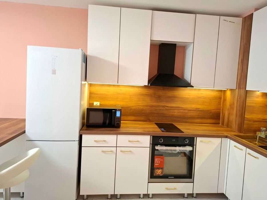 Дава се под наем Четиристаен апартамент в Варна, Лятно кино Тракия - 80 кв.м за 647.19 € - Снимка #12