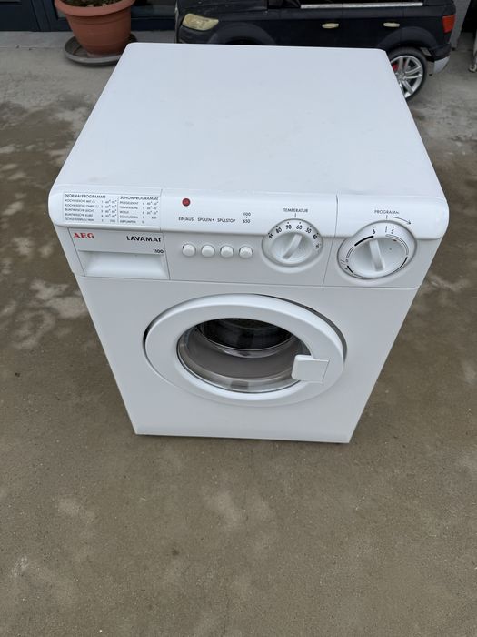 Малка пералня AEG 4 кг