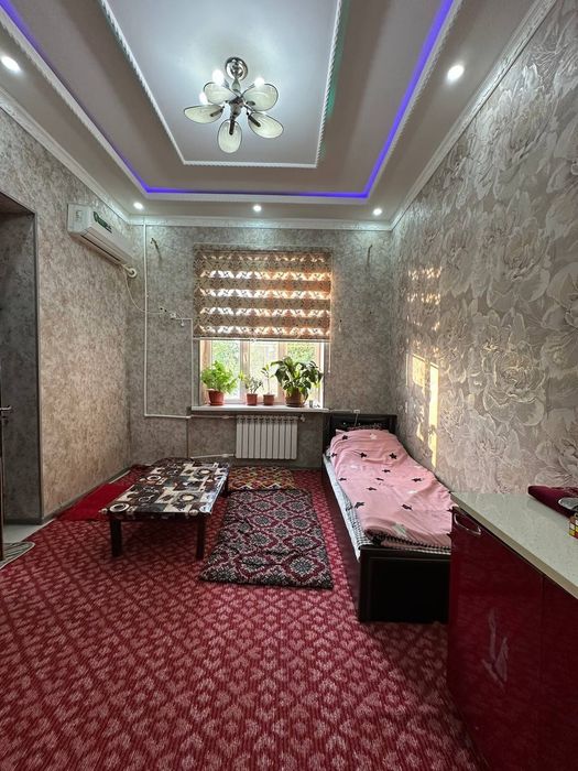 Продам 3-комнатный квартиру в телеграфе на 2- этаже