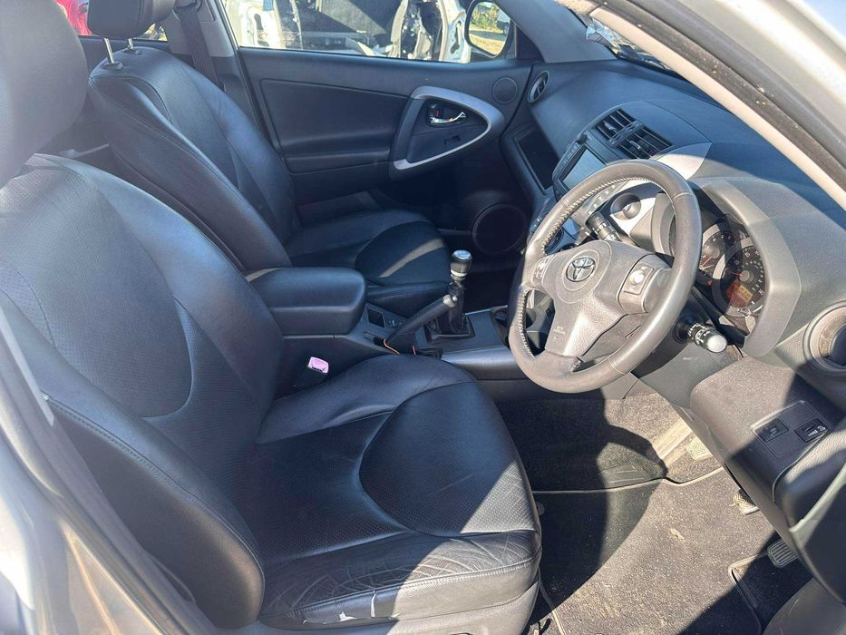 НА ЧАСТИ Toyota Rav4 2.2 D-Cat 177к.с 2008г