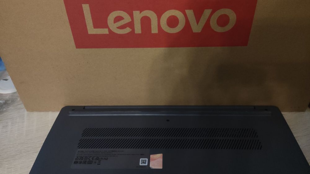 Lenovo ideapad slim 3