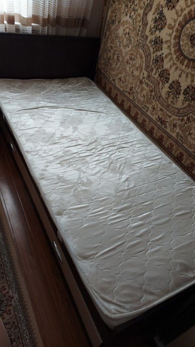 Продам кровать 90×210 односпальная