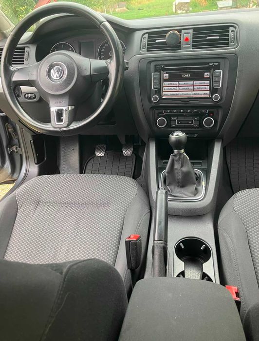 Volkswagen Jetta 2011