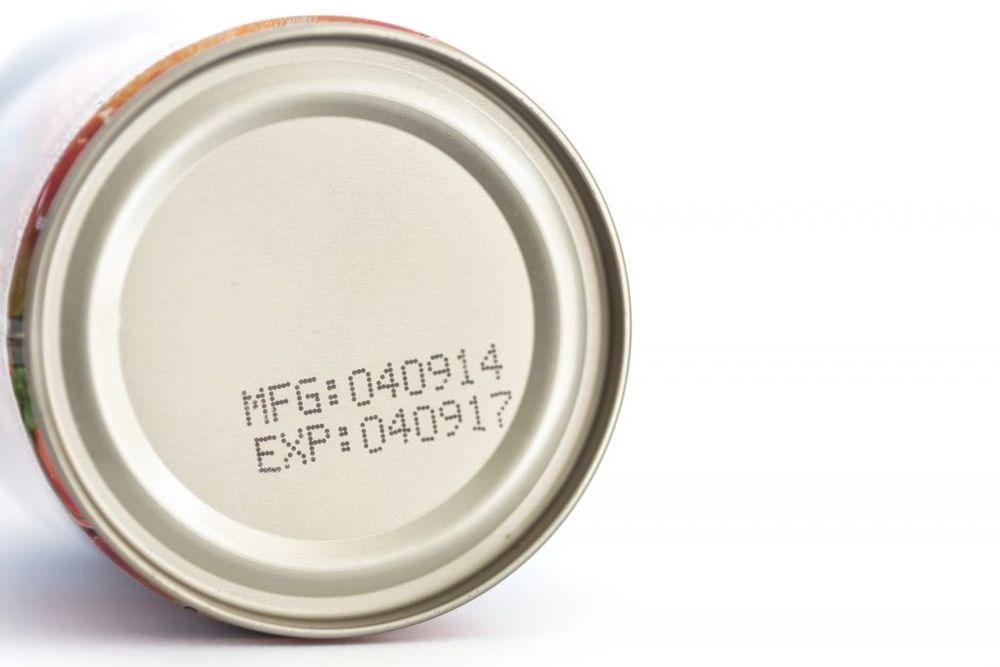 Expiration date. Expired canned food. Expired canned food. The expiry date. Expiration date.