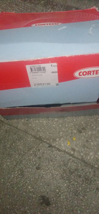 Piese BMW e 53 ,fulie vibrochen,macarale portiera fata,etc.