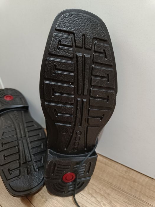 Pantofi piele ecco