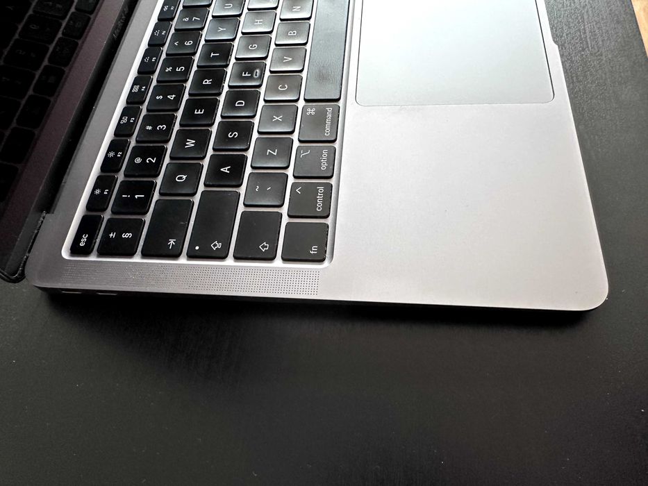 Apple MacBook Air, Retina 13", 2020, Model A 2179, Intel Quad Core i5