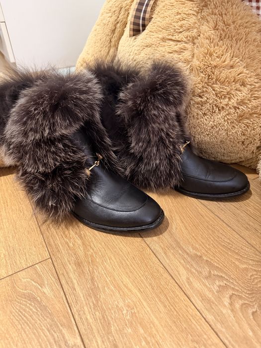 Боти от естествена кожа с естествен пух