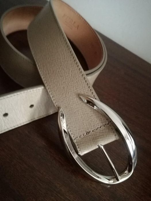 Оригинални колани FURLA-отлично състояние