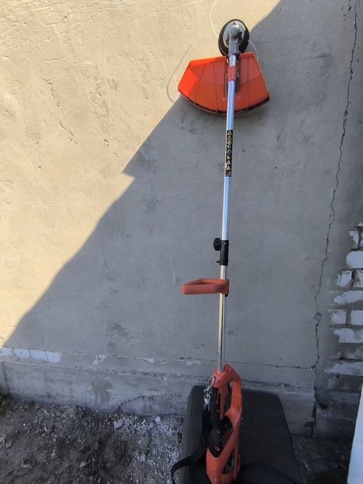 Продам триммер для травы