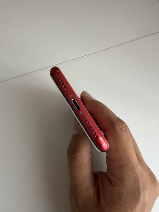 iPhone SE 2020 64 gb