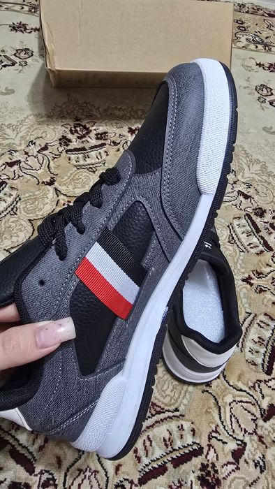 Кроссовки мужские