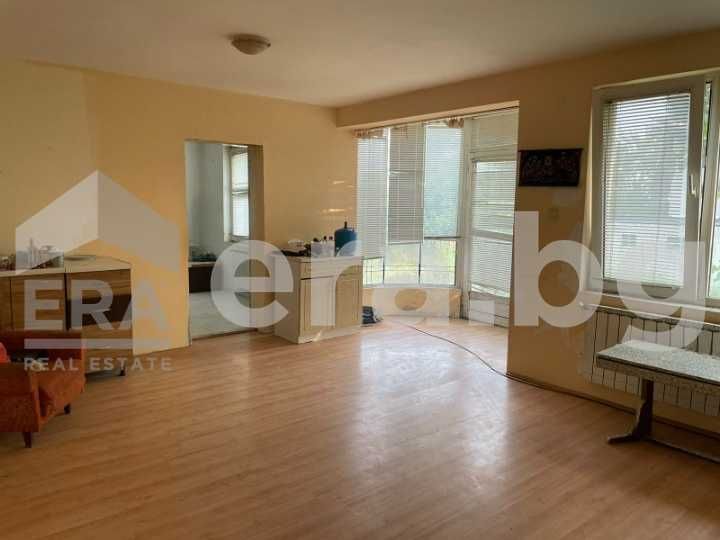 Продава се Къща в Варна, м-т Ракитника - 250 кв.м за 1080 €/кв.м - Снимка #3