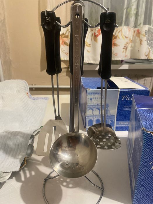 Отдам даром посуду