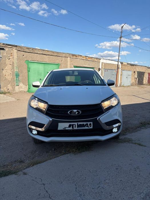 Продам lada X-RAY 2019г