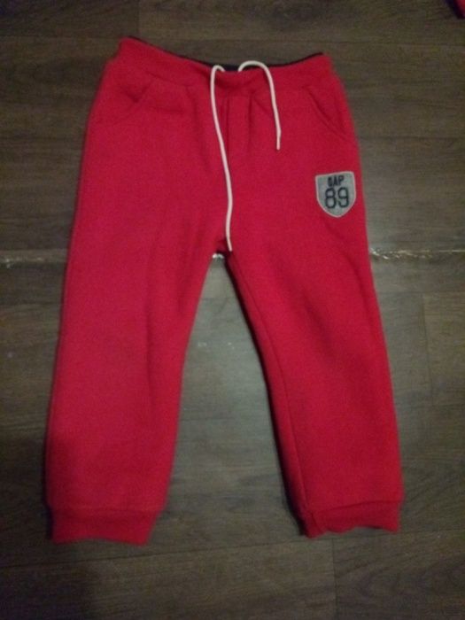 Костюм GAP продается