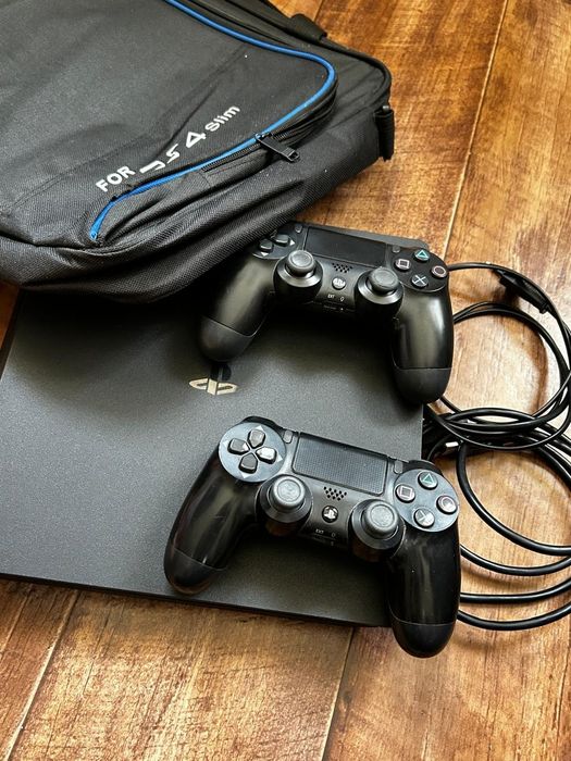 PlayStation 4 slim