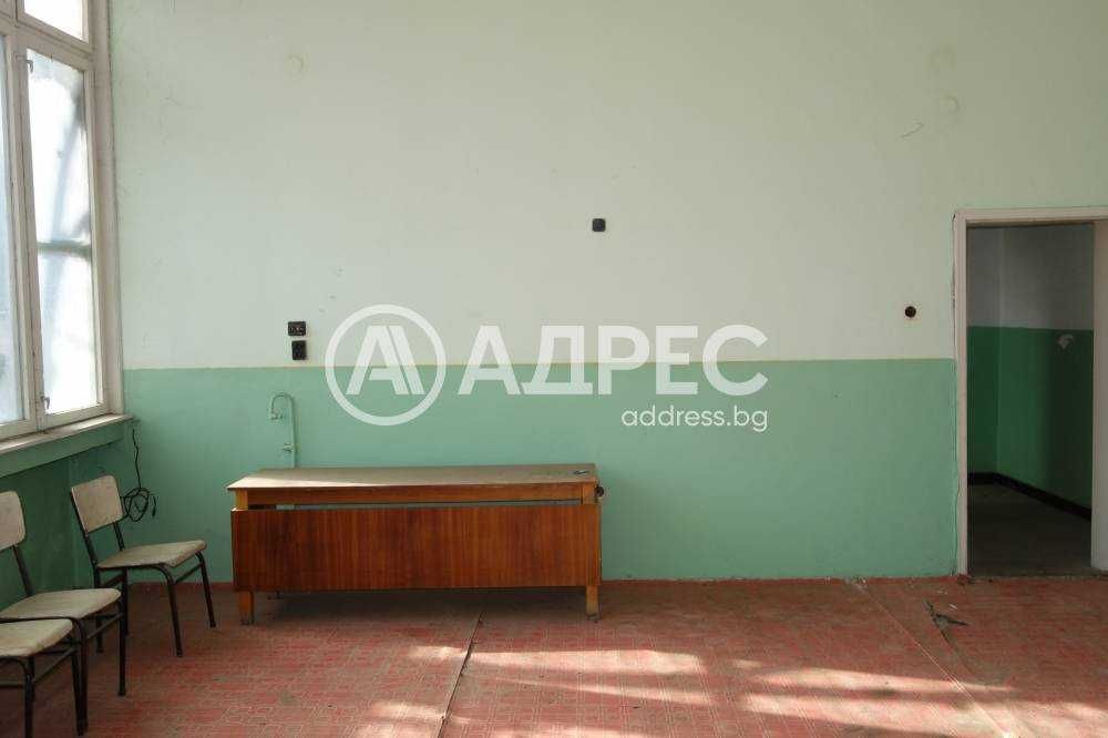 Продава се Офис в Разград, Васил Левски - 102 кв.м за 1000 €/кв.м - Снимка #3