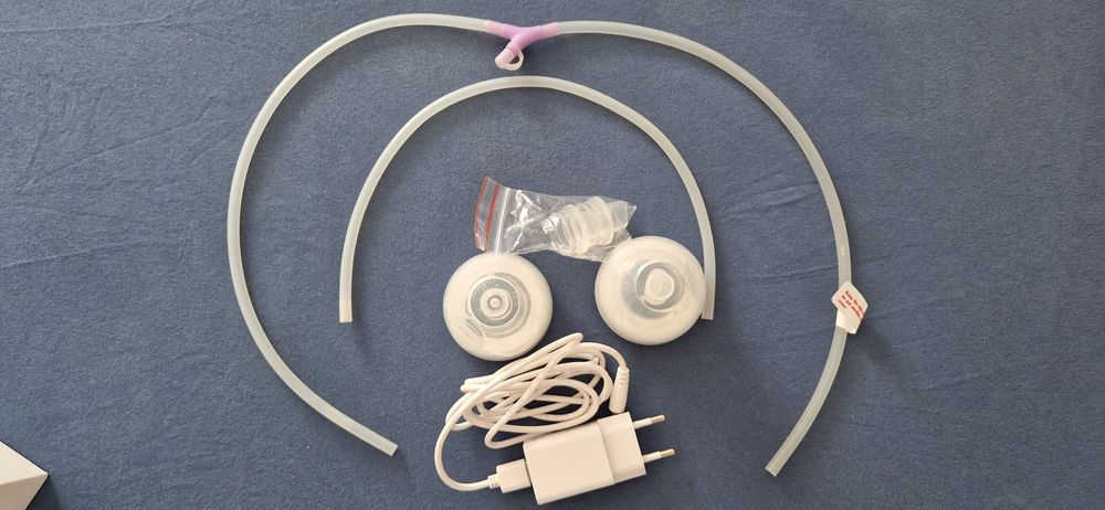 Pompă electrică dublă pentru sân