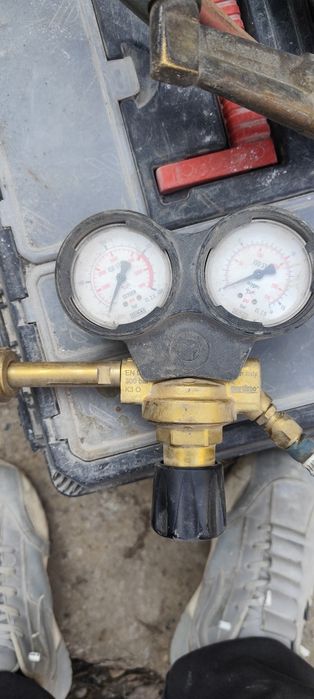 Резачка - оксижен + 2х20 метра кабел + монометър + редуцир винтил