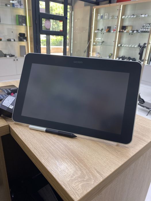 графический планшет Wacom One (p25)
