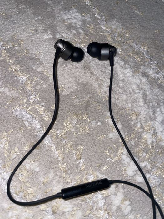 проводные наушники Philips